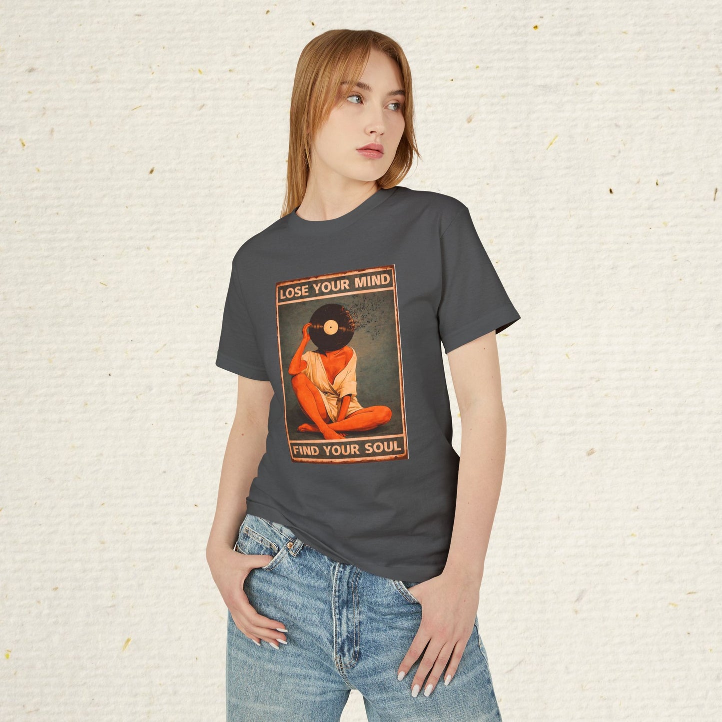 music lover t shirt lose your mind find your soul slogan detail